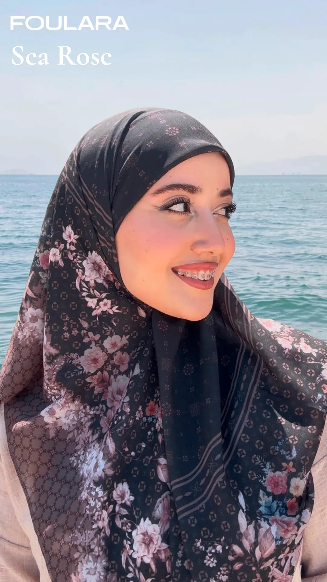Sea Rose - Black - Image 3