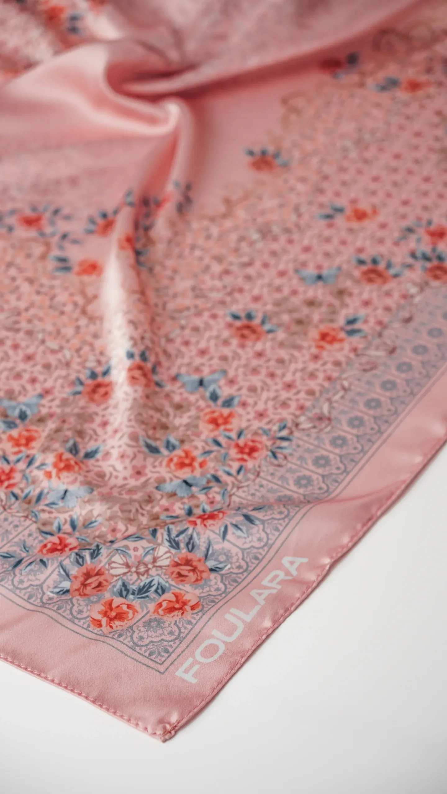 The Vintage Garden - Soft Pink