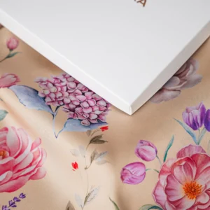 Roses Bloom - Golden Beige